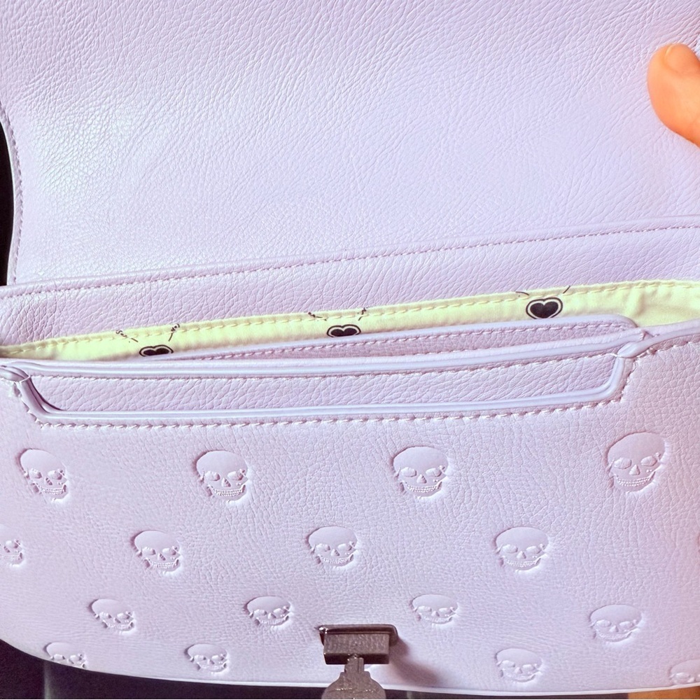 Betsey Johnson Lavender Purple Embossed Skull Crossbody Bag w Shoulder Strap NWT - Picture 6 of 11